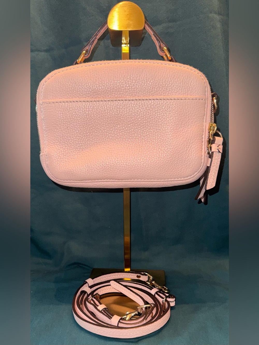 Dooney & Bourke Women's Belvedere Ambler Crossbody Camera Bag Pebbled Leather - Picture 2 of 15